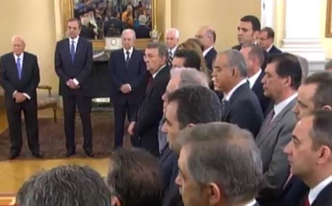 Ολοκληρώθηκε η ορκωμοσία της νέας κυβέρνησης (ΦΩΤΟ)